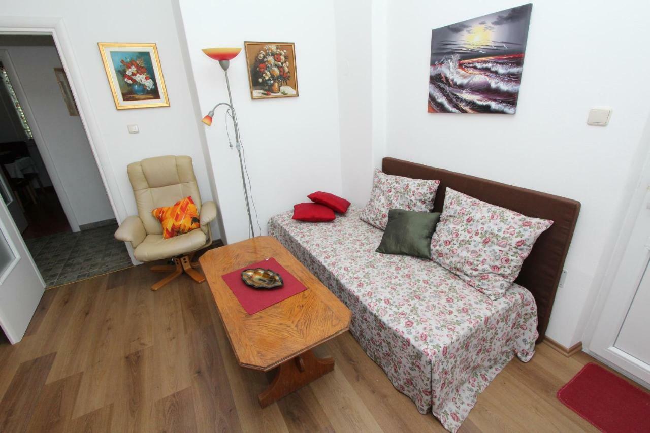 Apartment Dina Rovinj Eksteriør bilde